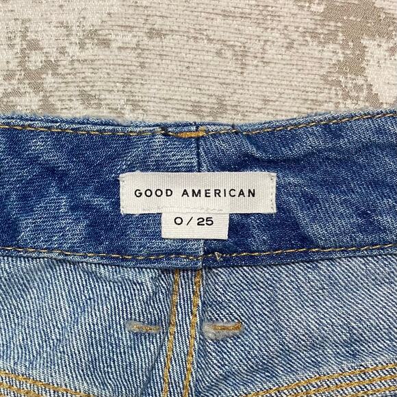 Good American Good 90's Loose Jeans in Indigo054 - Picture 3 of 5